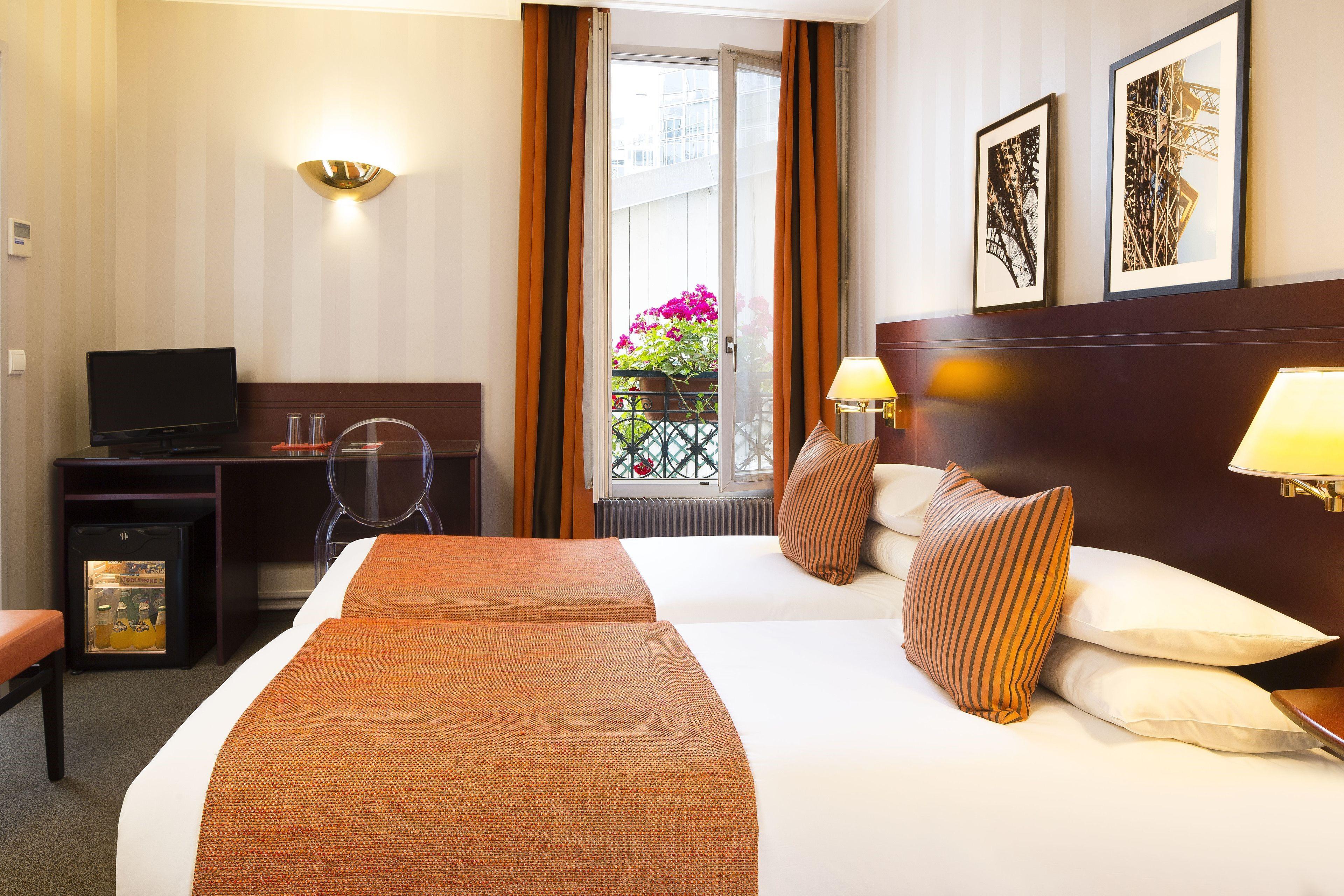 Hotel Espace Champerret Levallois-Perret Exteriör bild